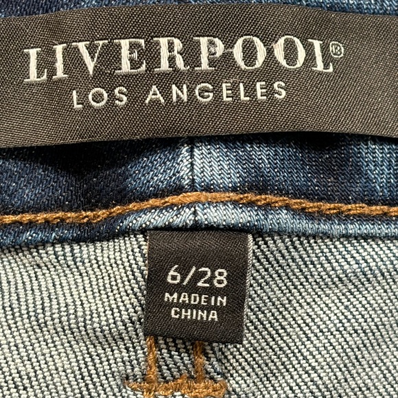 Liverpool Liv Non-Skinny Skinny Jeans in Gleason - Picture 7 of 11